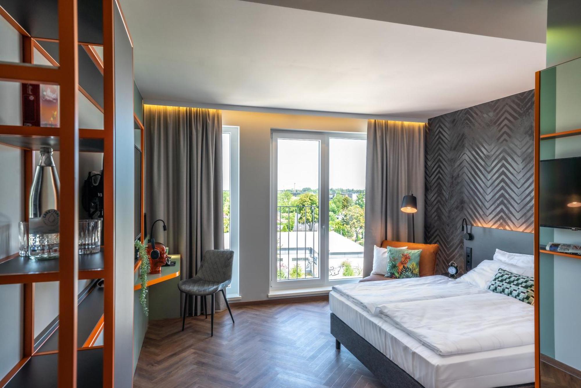 Loginn Airport 3* Berlin