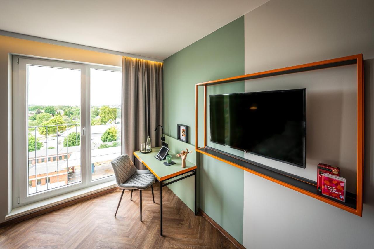 Hotel Loginn Airport 3*
