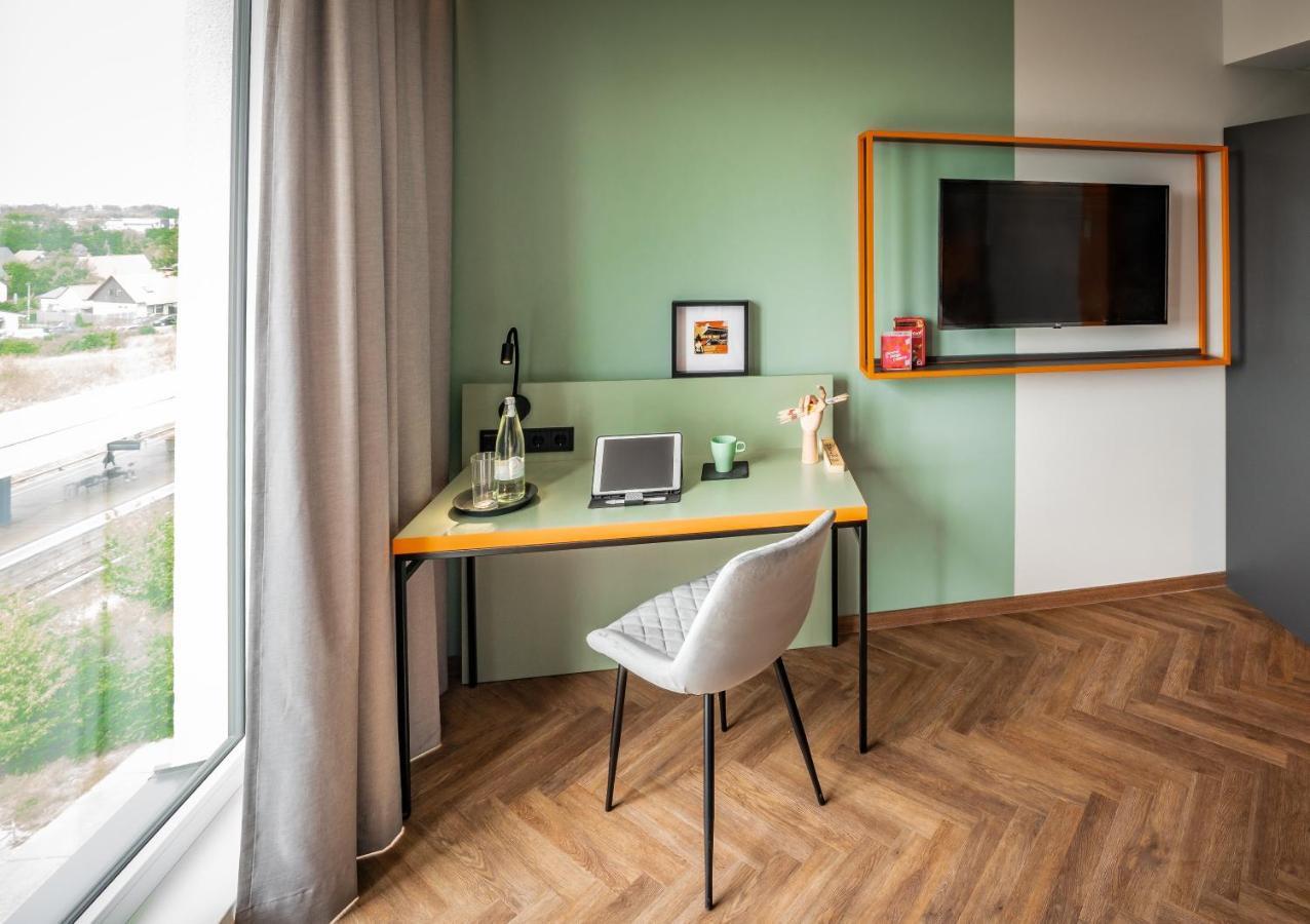 Hotel Loginn Airport