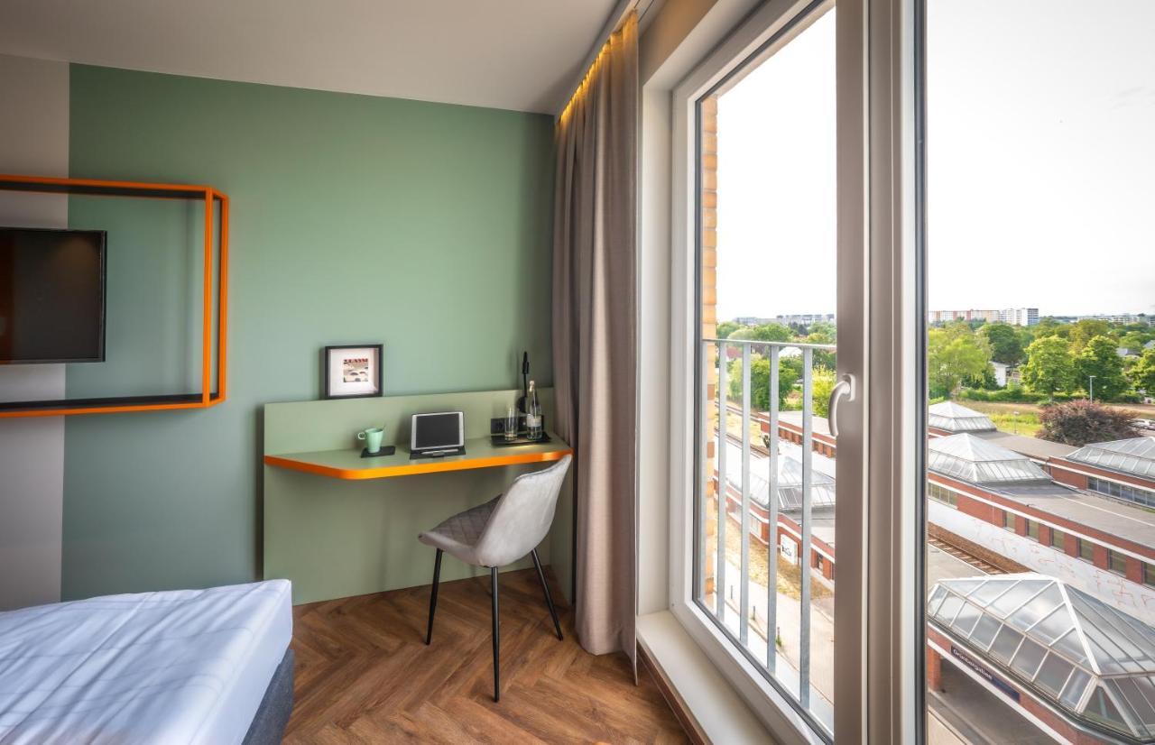 Loginn Airport 3* Berlin
